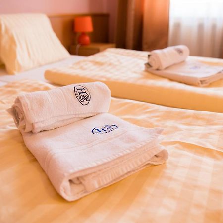 Hotel Clavis Lučenec Eksteriør billede