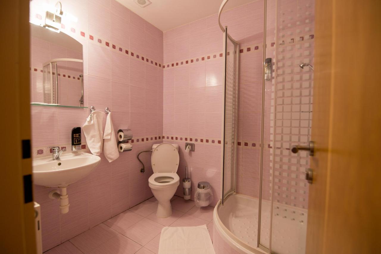 Hotel Clavis Lučenec Eksteriør billede