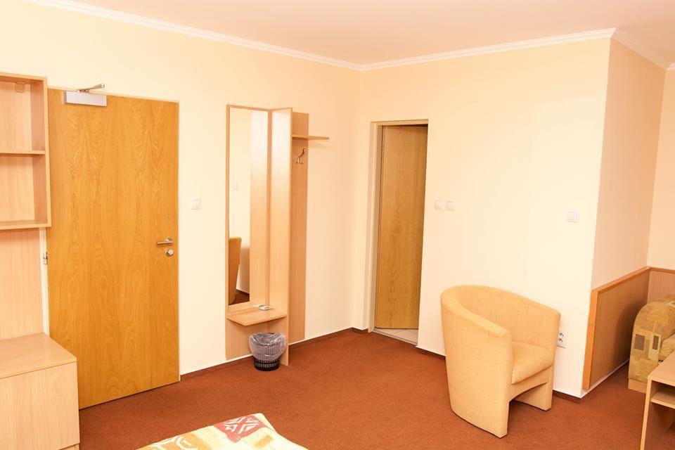 Hotel Clavis Lučenec Eksteriør billede